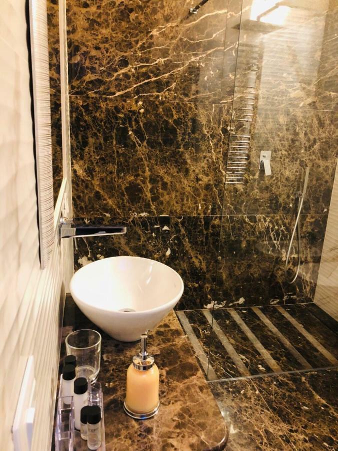 רומא Luxury Apartment Frattina 34 Anelli מראה חיצוני תמונה